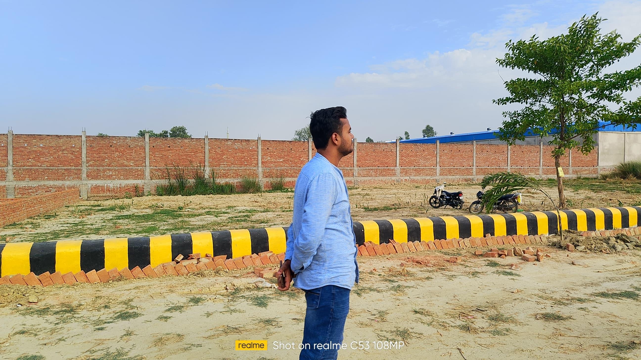 Purvanchal vihar : plot in lucknow