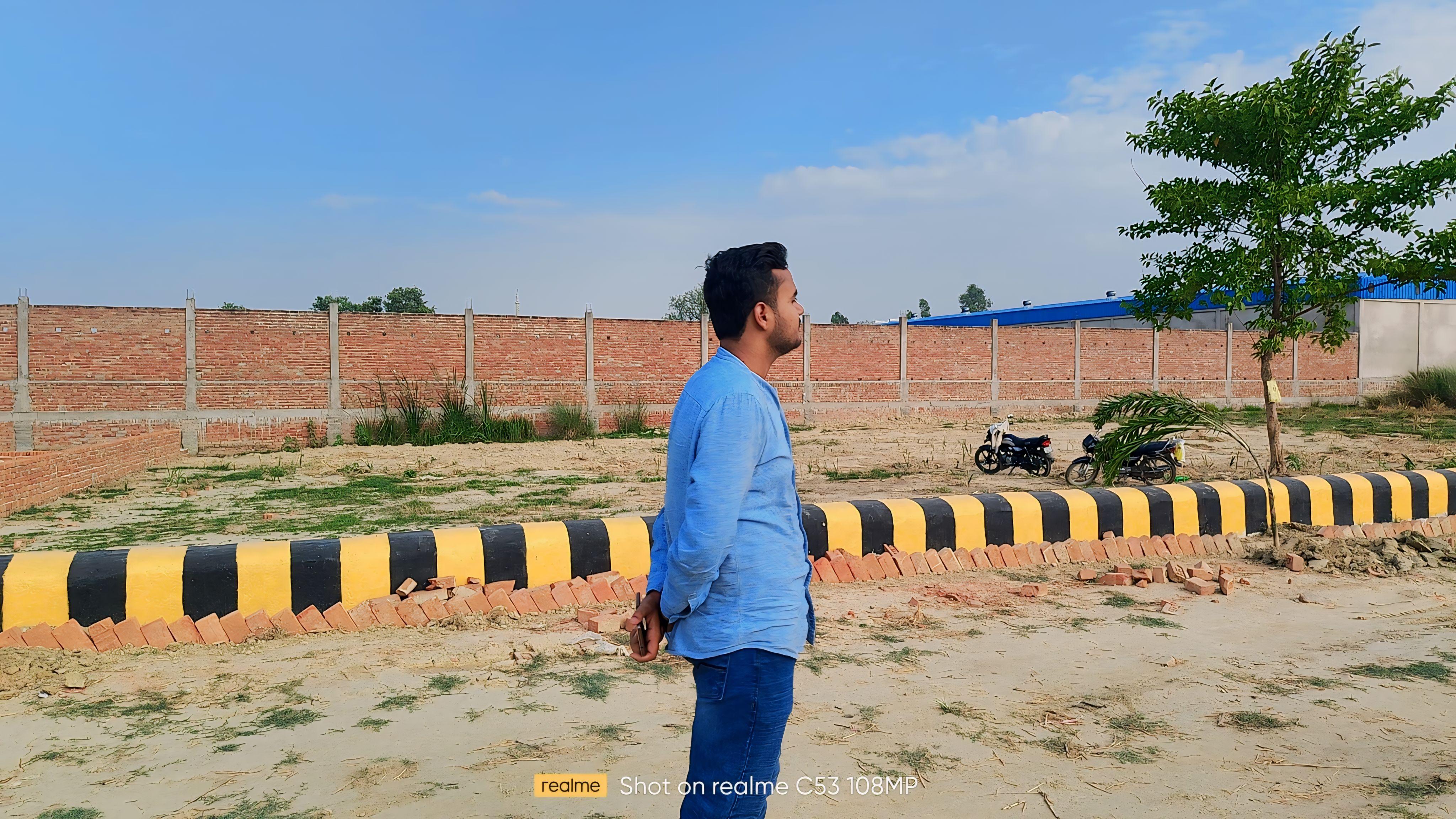 Purvanchal vihar : plot in lucknow