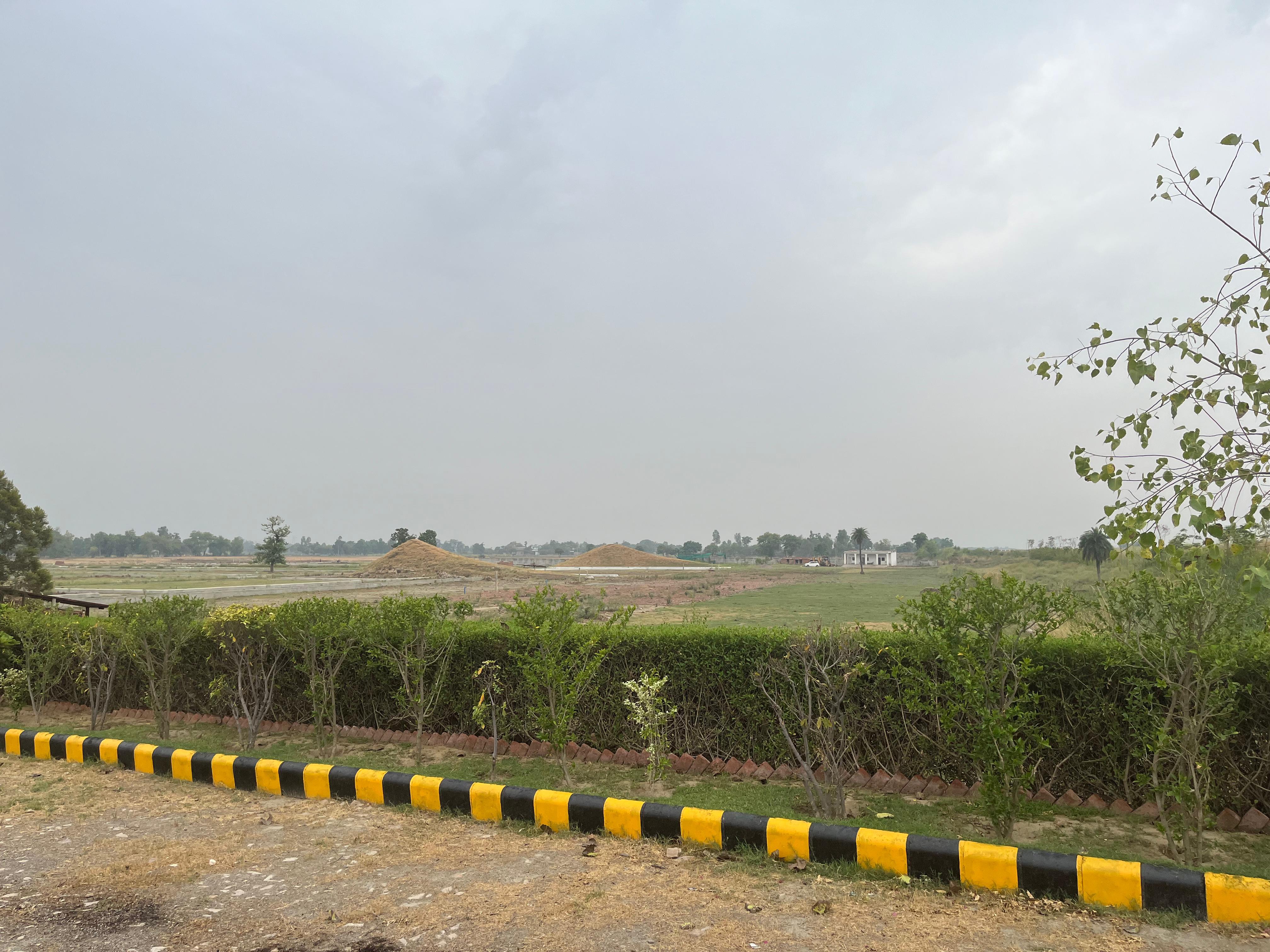 Plot On Kishan Path, Near Dayal Institute