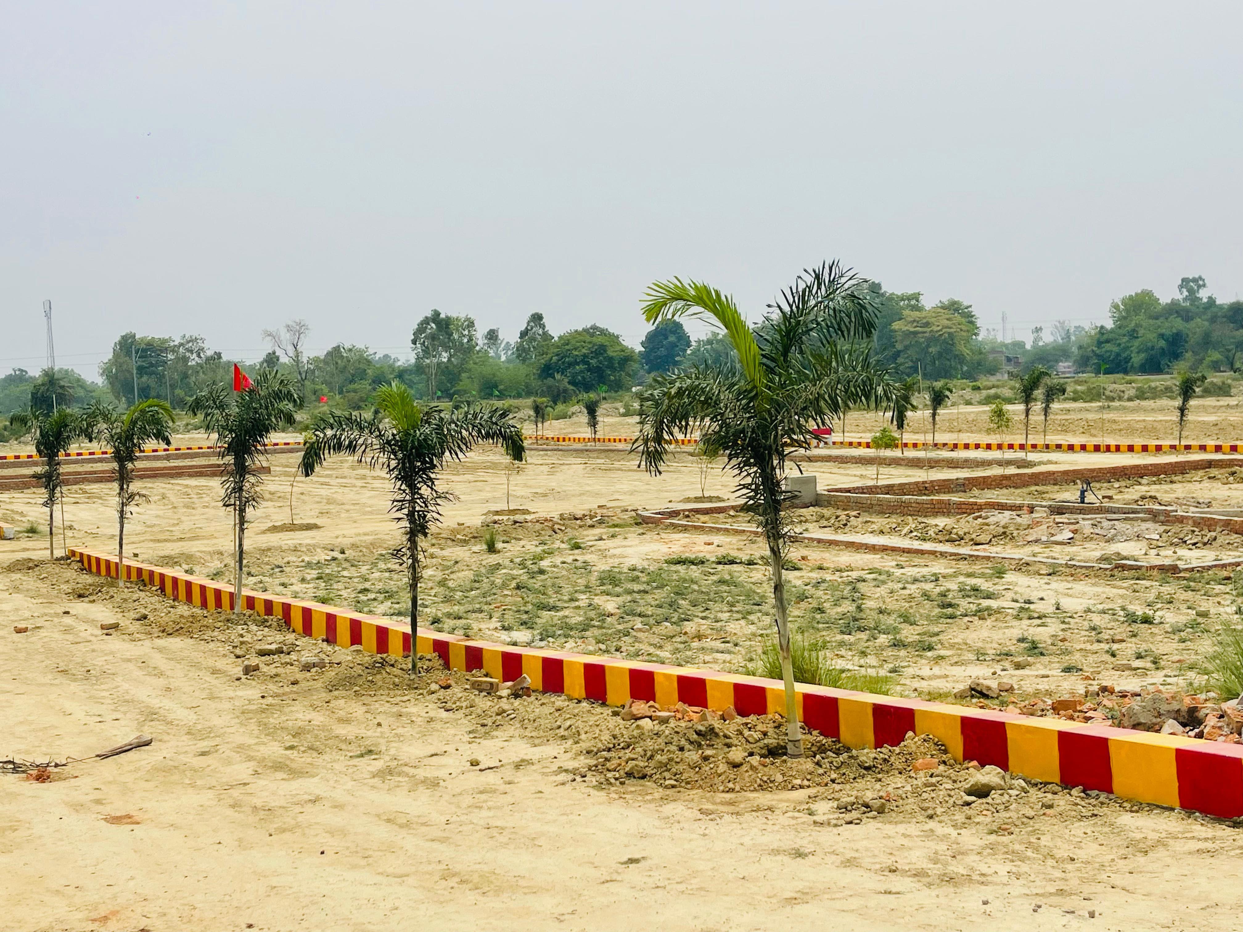 लखनऊ पूर्वांचल हाईवे से लगे हुए प्लॉट | Plot on Purvanchal expressway Lucknow