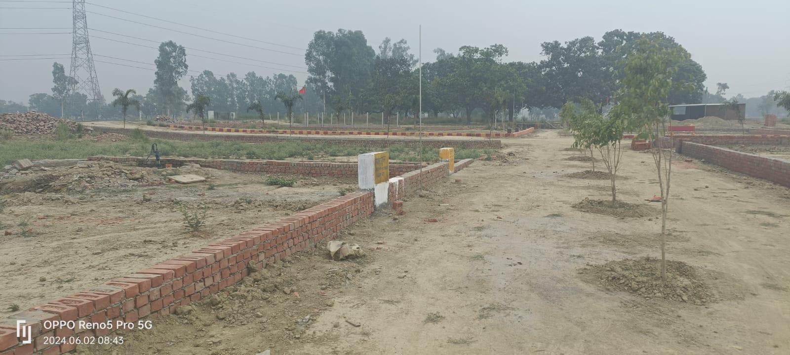 Plot Near HCL IT City in Lucknow