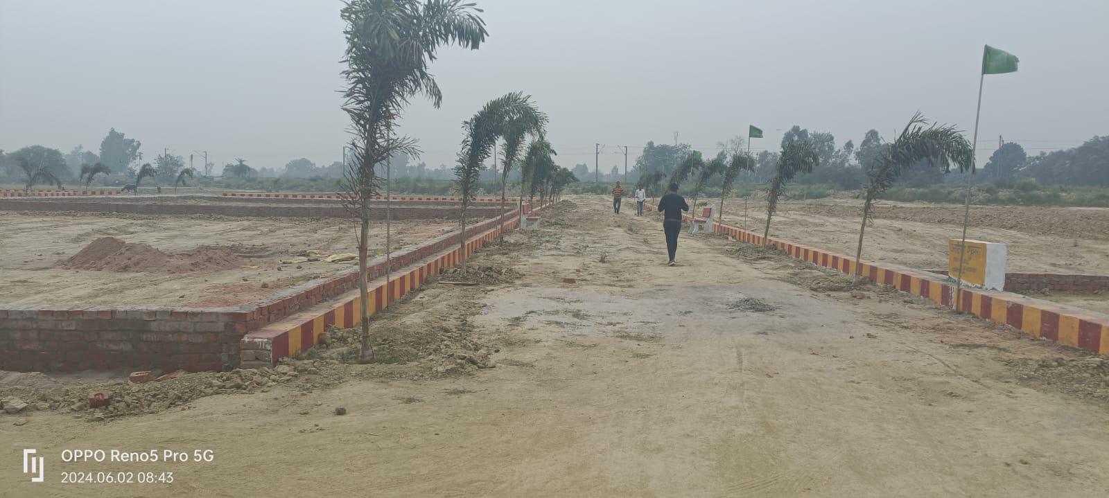 Plot Near HCL IT City in Lucknow